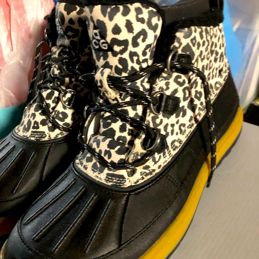 New.Nike ACGs. - Picture 1 of 7